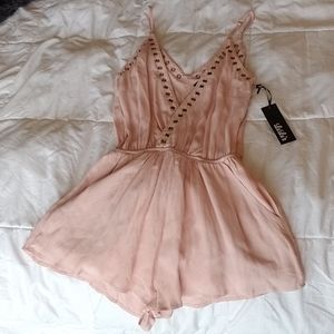Lulu's blush jumpsuit in size SX